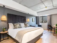 Kloof Street Hotel - Lion Roars Hotels & Lodges Hotels near Gardens