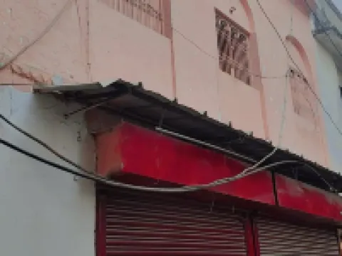 Shreeji Kashidham Hotels near Manikarnika Ghat