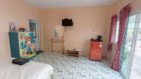 Koniix Maiyok Resort Ko Sichang