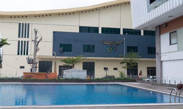 Monarchy 3 bed luxury apartment, pool in Da Nang