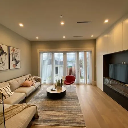 New Lovely four-room Duplex -1626