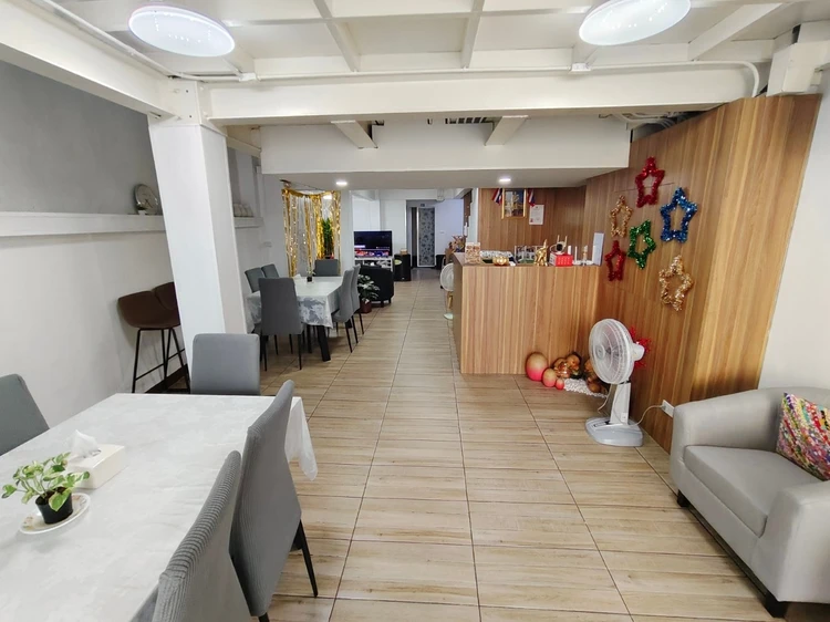 รูปภาพของวิเวียน เฮ้าส์