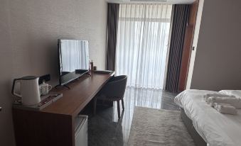 Jia Yu Four Season Resort Hotel