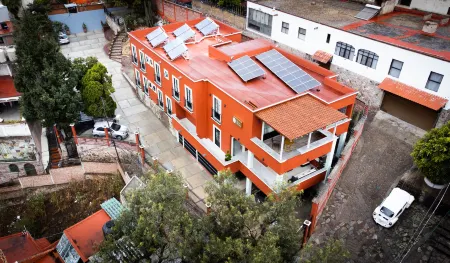 Quinta  Mercedes Отели рядом с достопримечательностью «Church of San Diego (Iglesia de San Diego)»