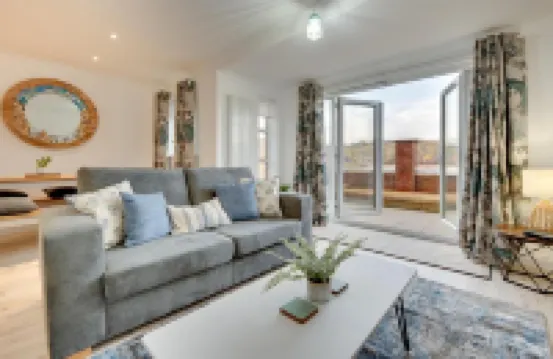 Staithes House - By Week2Week