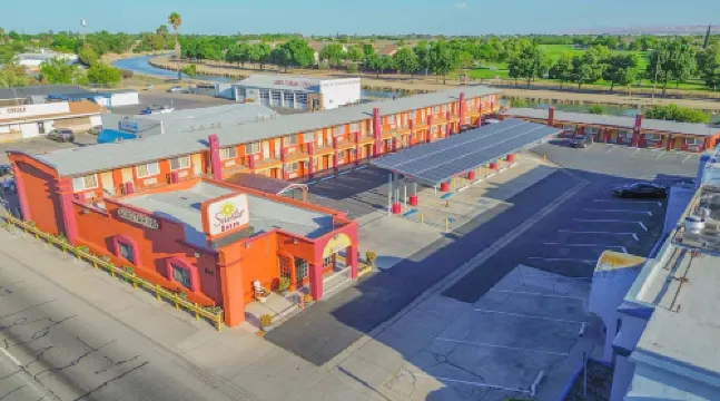 Sunstar Inn Los Banos Near I-5