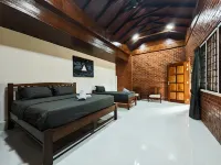 DAWA Brickhouse - Balinese Guesthouse in Thompson Ipoh by Ryokan Management Hotels in 