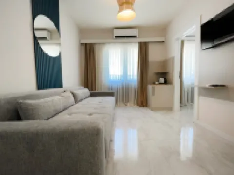 The House Rooms Hotels in Budva