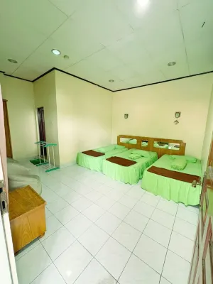 Melissa Palace Hotel and Karaoke