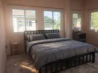 Service smile stay (Home) Hotels near Doi Saket Hot Spring