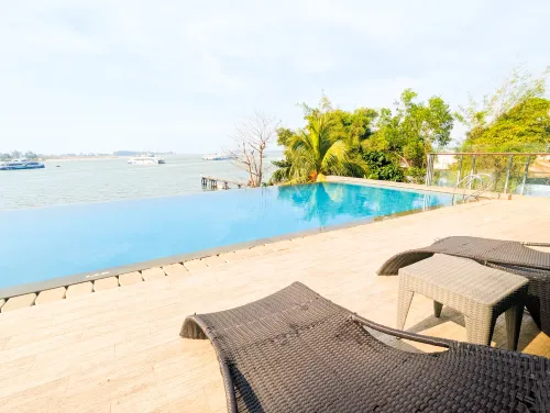 S&D 2BR 10-AF Pool, Gym, SmartTV beside Ferry Terminal-One Residence - New