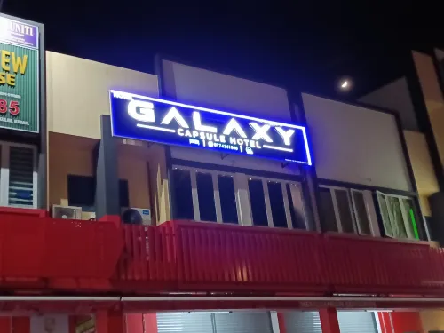 Galaxy Capsule Hotel near Hitech - Airport Shuttle