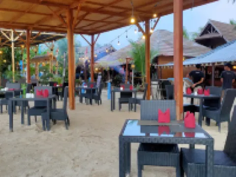 Matahari Bungalow 3 吉利阿爾酒店