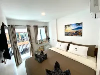 Sj Beach House Patong - 2-Star