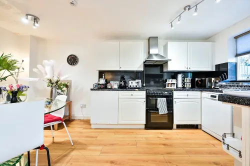 倫敦碼頭目的地 貝爾維德住宿飯店