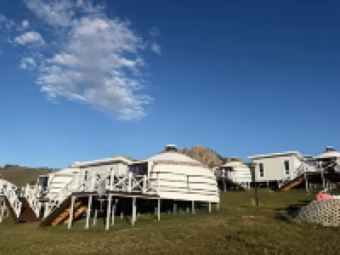 Green Crown Resort