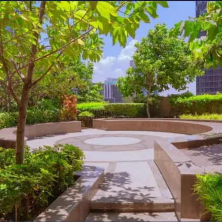 Uptown Parksuites T2 Radiant 2BR Walk to Uptown Mall +Nightlife Xylo