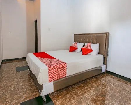 Hotel O Guest House Gembul Syariah 哥打巴魯酒店