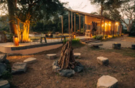 เดอะแฟม คาเฟ่และรีสอร์ท เชียงดาว โรงแรมใกล้วัดถ้ำเชียงดาว