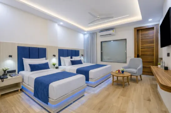 Hotel Urban Royale - IGI Airport Delhi فنادق في 