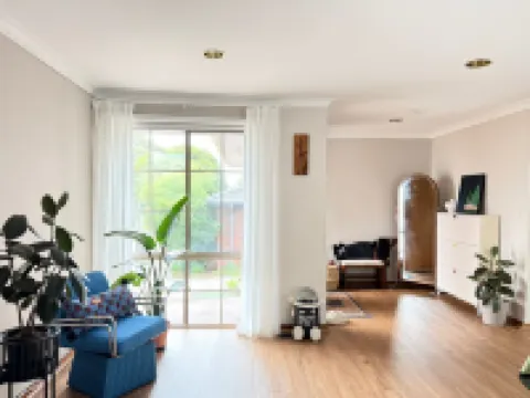 Peaceful Mount Waverley Stay for Families