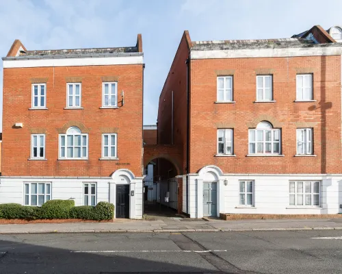 IBEX HOUSE | Free parking 2Bed Fully equipped Flat Hotels in Reading