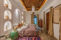 RIAD JIL & Spa - ที่มีบาร์