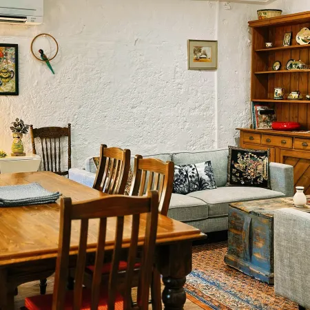 Cottage Bliss on Moonta Main St