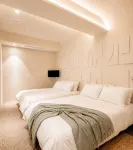 10min walk from Nampo-dong, 1 stop from Busan Stn, private jacuzzi, 5min walk from Stn, free parking - 2星級