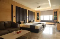 HOTEL RADIANCE - breakfast