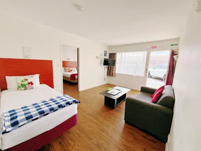 St George Motel 케리 다운즈 공원 주변 호텔