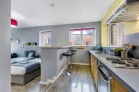 Host & Stay | Campbell Square Roof Terrace Apartment