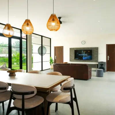 Theolive Arrea - Spacious Private Pool and Backyard Hotels near Lido Terrace