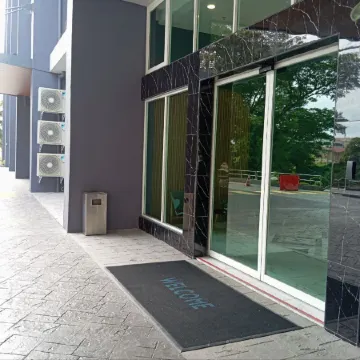 ICC Luxury Suites By Grab A Stay