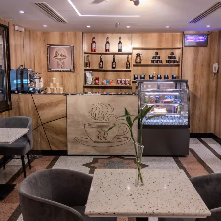 sebal almasi hotel