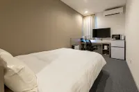 HOTEL R9 The Yard Nagahamainter
