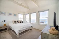 Malibu Road Ocean Front House Direct Beach Access