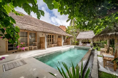Golden Garuda Cottages at Diamond Beach Hills โรงแรมใกล้หาด Atuh Beach