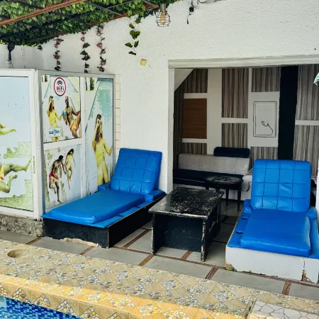 La Castrol Hotel Apartments