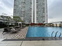 Bandar Saujana Putra Skypark Residence Pool View 8PAX Netflix by BeeStay - 公寓
