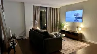 Urban Downtown Condo with Panoramic Views - Alloggi