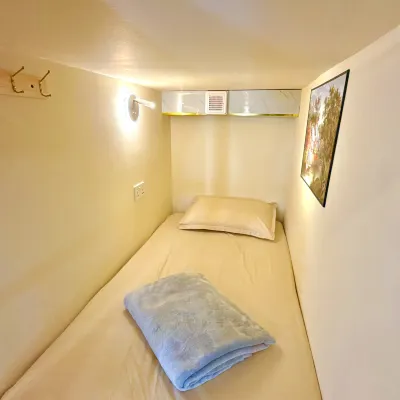 Heartland Metro Hostel Các khách sạn gần Trung tâm mua sắm The Boulevard Mall