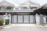 Dream - Spring | Lost World | 4 bedroom | Sleep10 by VCR - Pet-friendly