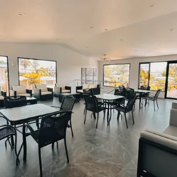 Hibiscus Suites And Residences
