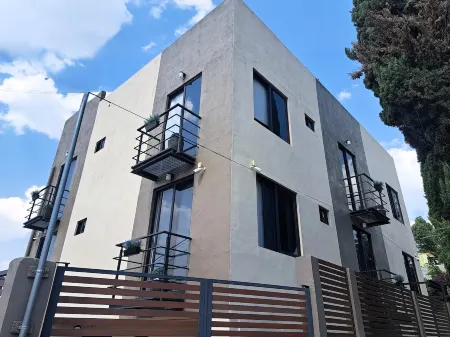 CASONA 46 R03 LUXURY STUDIOS & ROOMS