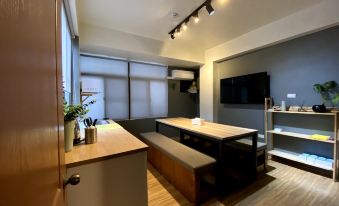 Godin Homestay Kaohsiung Yancheng - Near Bus 2.Pop music center.Love River, Sizihwan, Zoo.