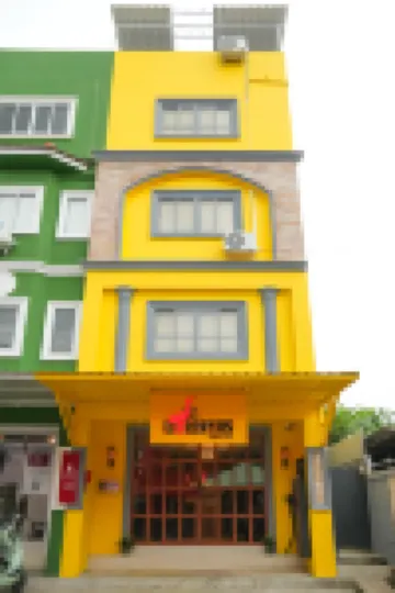 Whoopers Hostel Chiang Mai - Harry Potter Themed ワット・ジェット・ヨー周辺のホテル