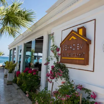 Beyaz Ev Hotel & Restaurant