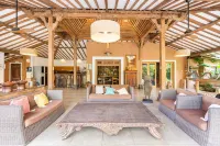 UMAH D'KALI - private villa - 2 to 20 people