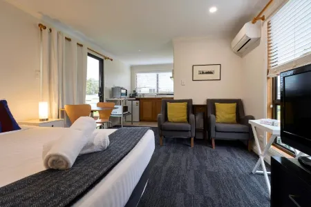 The Baby Penguin Отели в г. Бичено